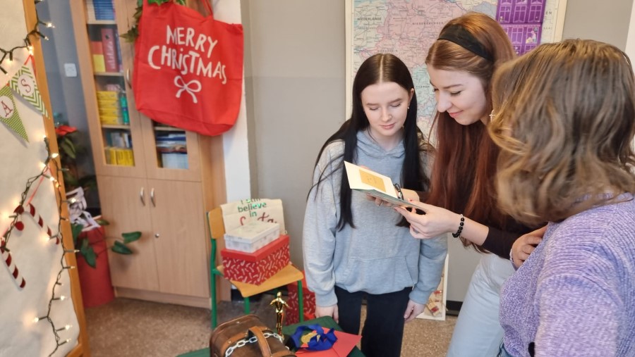 Christmas Escape Room
